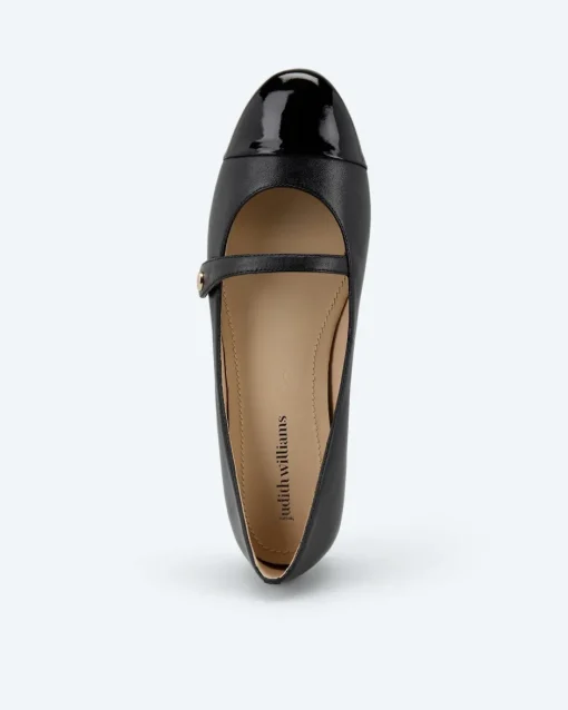 Ballerina mit Lackspitze Schuhe