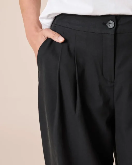 Discount Hose Hosen