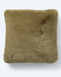 Discount Kissen in Kaninchenfell-Optik 