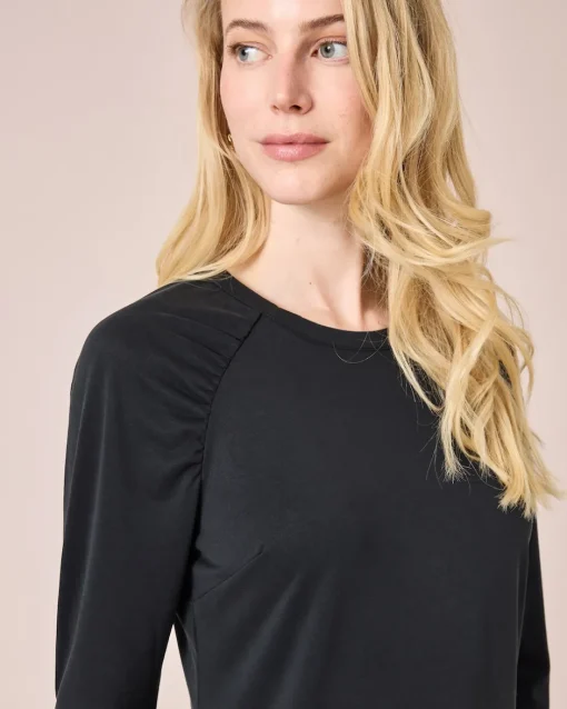 Clearance Shirt "Seidentraum light" Shirts & Tops