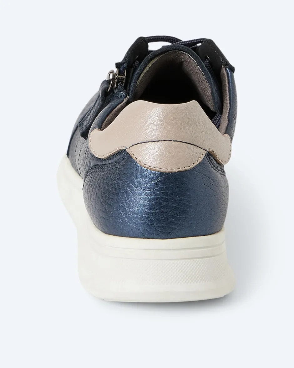 Sneaker aus Hirschleder Schuhe