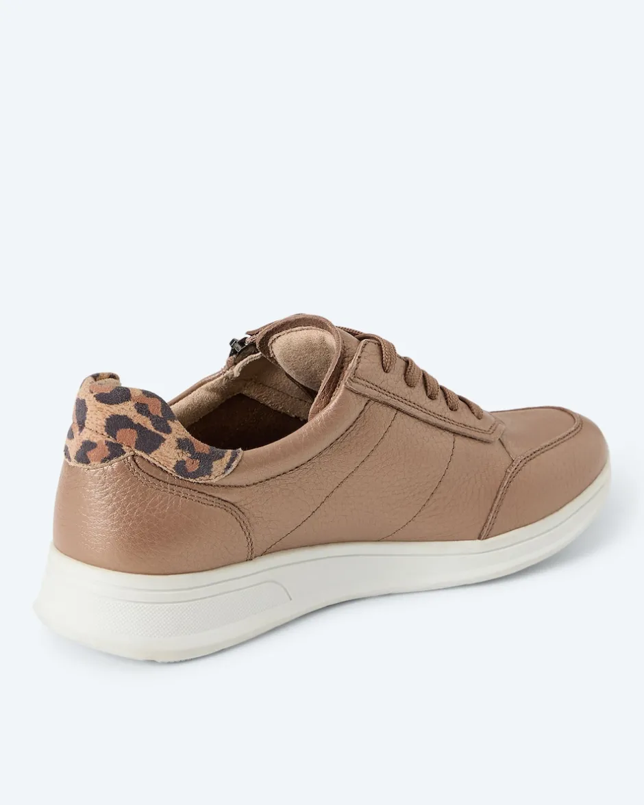 Sneaker aus Hirschleder Schuhe