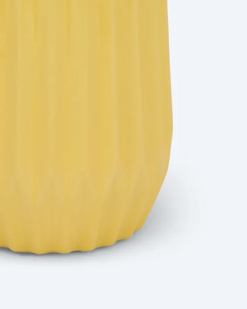 Outlet Vase im Streifendesign Dekoration
