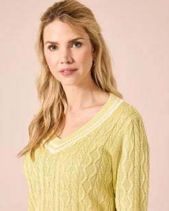 Zopfpullover mit V-Ausschnitt Strickware